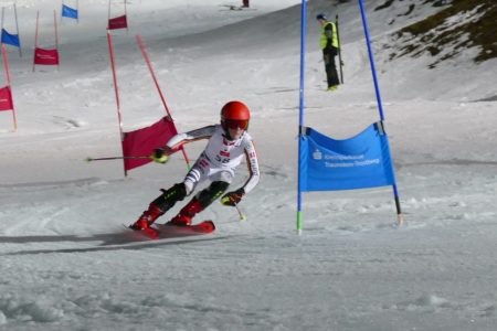 Niklas Thaller vom TSV Tengling bewies beim Vielseitigkeitsslalom des Talentzentrums Wintersport seine derzeit gute Verfassung und gewann die Klasse U 14 der Buben.