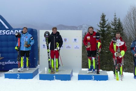 Ein Deutscher Sportler auf dem Stockerl macht sich immer gut. Fabian Himmelsbach (li.) durfte sich beim Europacupslalom am Krautkaser über Platz zwei freuen. Daneben Sieger Billy Major, Joel Lütolf, Joshua Sturm und Paco Rassat.