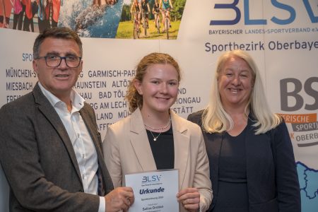 Selina Grotian vom Sportbezirk Oberbayern geehrt