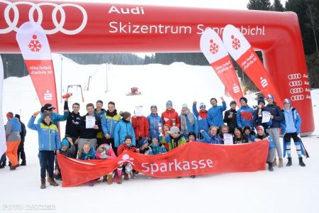 Sophie von Stein und Luca Guggenmos siegen beim 5.Skiliga Bayern Schüler Rennen Riesenslalom am Sonnenbichl